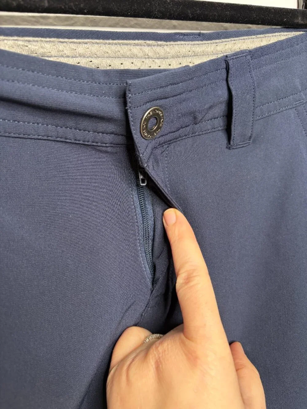 The North Face Women's Blue Hiking Active Shorts Size 8